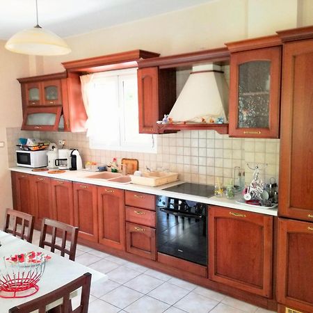 Villa Valia Seaside Ipsos Ngoại thất bức ảnh