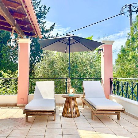 Villa Valia Seaside Ipsos Ngoại thất bức ảnh